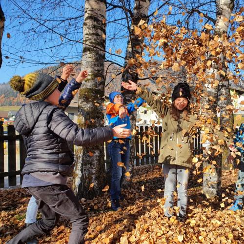 4b BS am Spielplatz