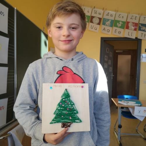 4c weihnachtliche Fädelbilder