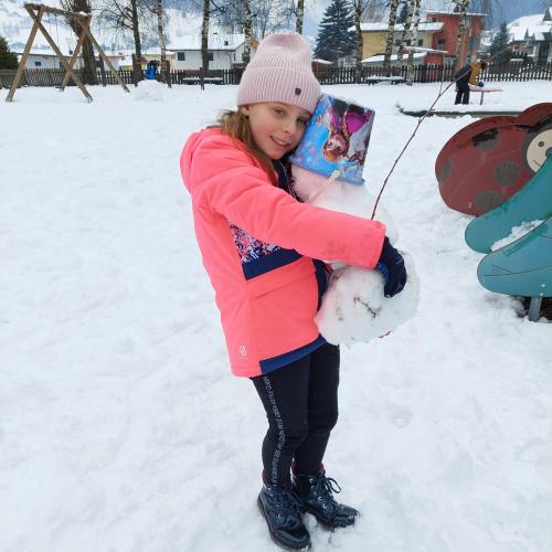Spielen im Schnee 3c