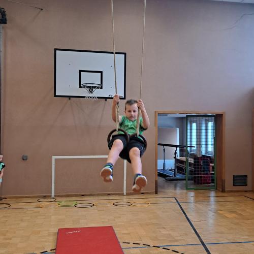 Turnen Rebekka 3a