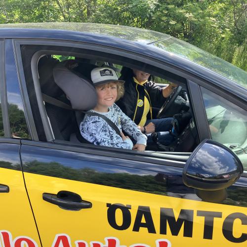Hallo Auto