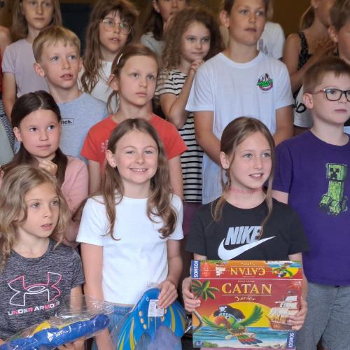 Sieger des Zeichenwettbewerbs der Raika