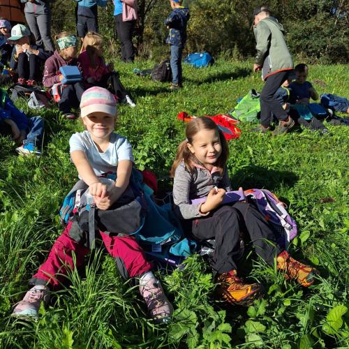 Kinder beim Wandertag.