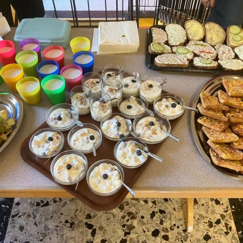 Bilder des gesunden Jausenverkaufs