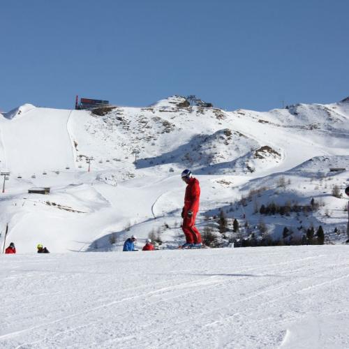 Kinder beim Schifahren