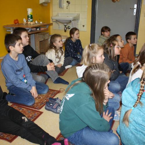 Die Kinder der 3b beim Österreichischen Vorlesetag.