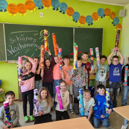Kinder basteln Regenmacher