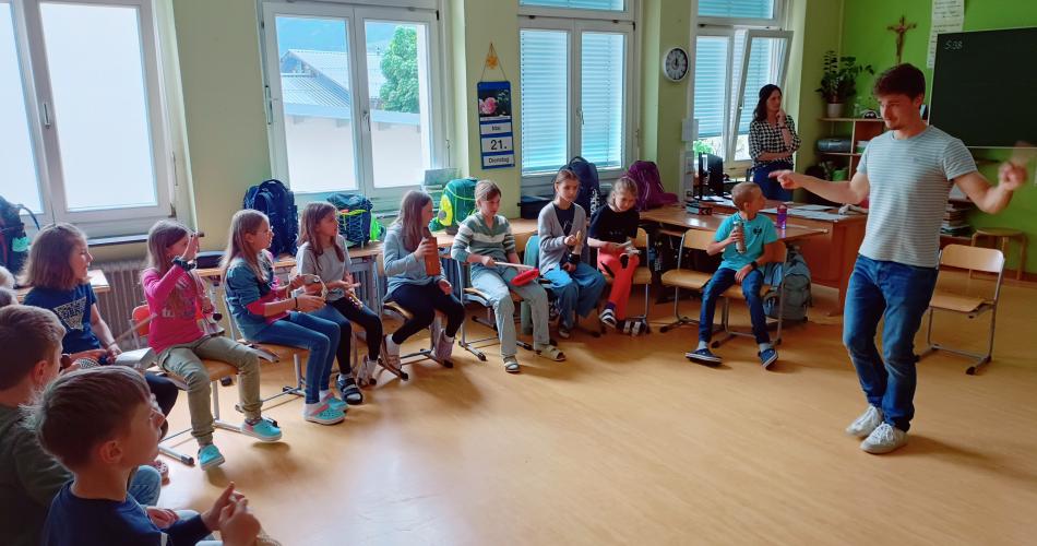 Groovin' classroom