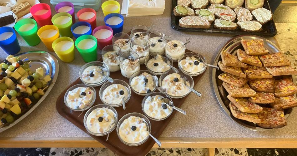 Bilder des gesunden Jausenverkaufs