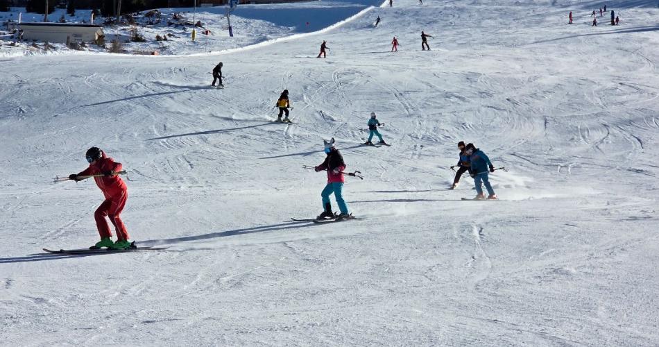 Kinder beim Schifahren